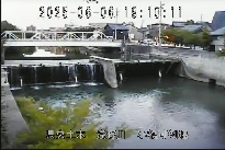 小橋可倒堰 のカメラ画像