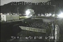 転倒堰 のカメラ画像