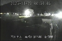 転倒堰 のカメラ画像